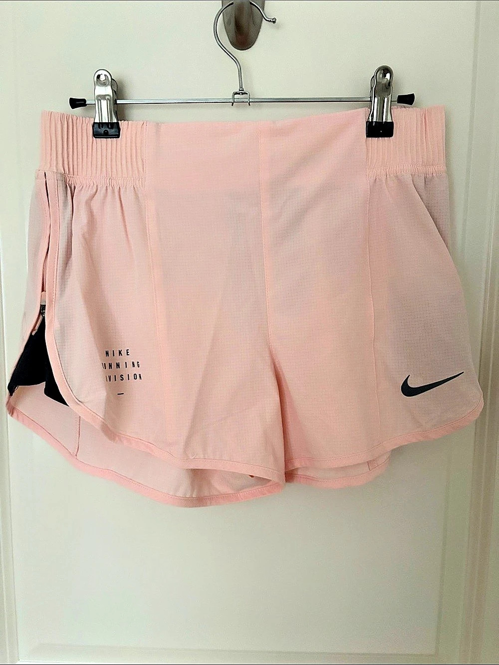 Nike Running Division Women'Small Dri-FIT Shorts Sz S